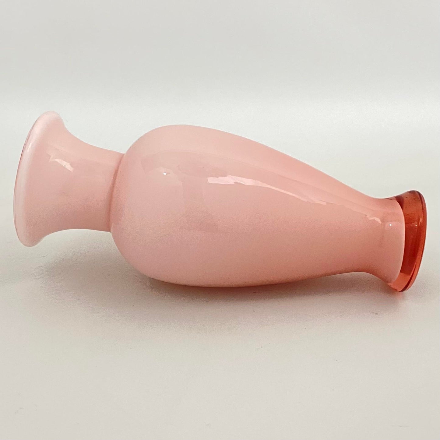 Larry Laslo for Mikasa Blush Art Glass Opaline Vase