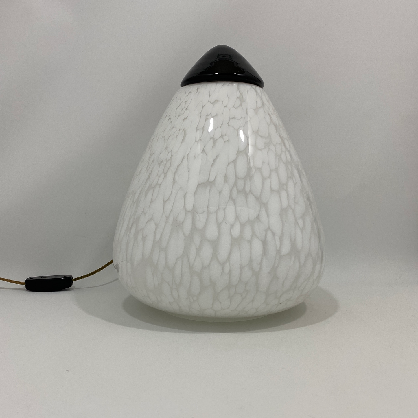 Vetri Murano Glass Egg Lamp