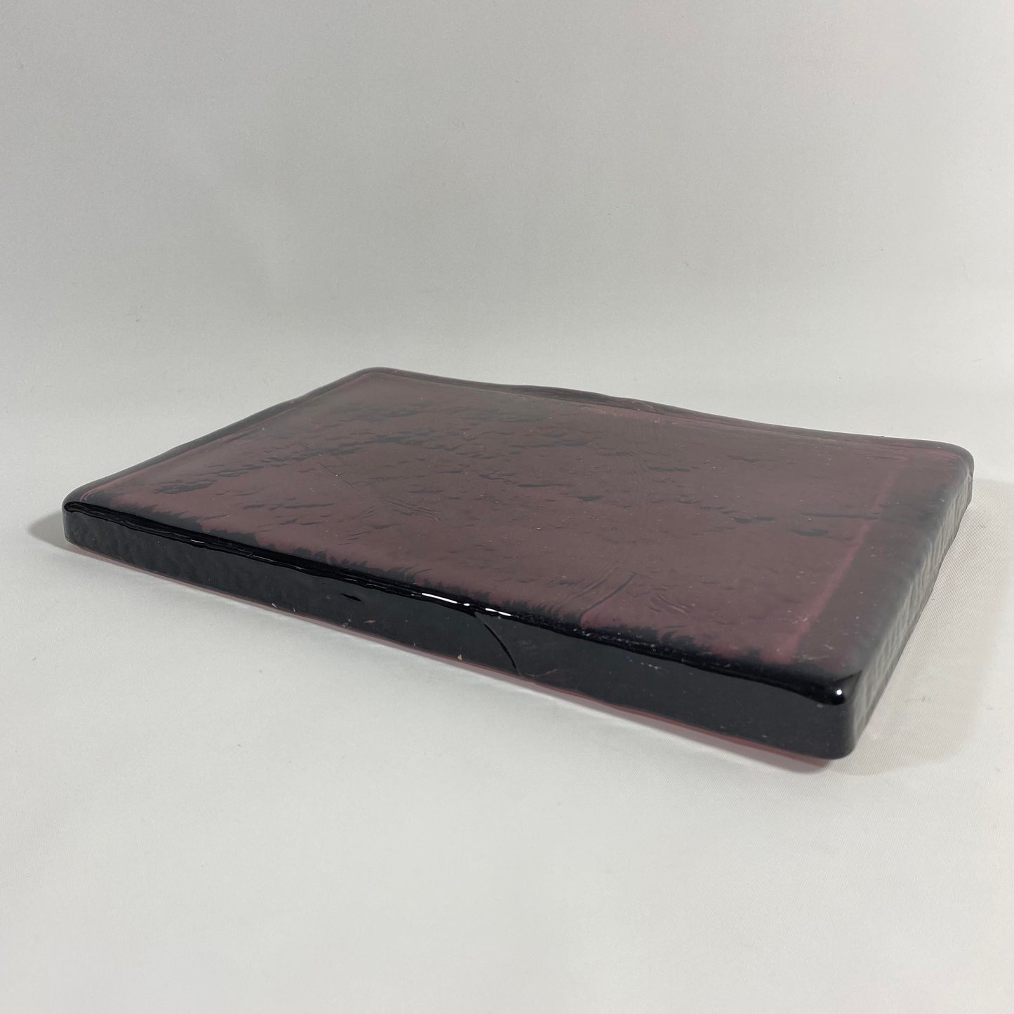 Blenko Dalle De Verre Art Glass Cheese/Charcuterie Tray in Eggplant