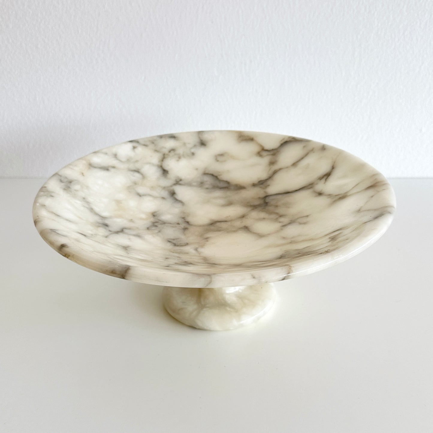 Early 20th Century Italian Marble Tazza Centerpiece Pedestal Bowl