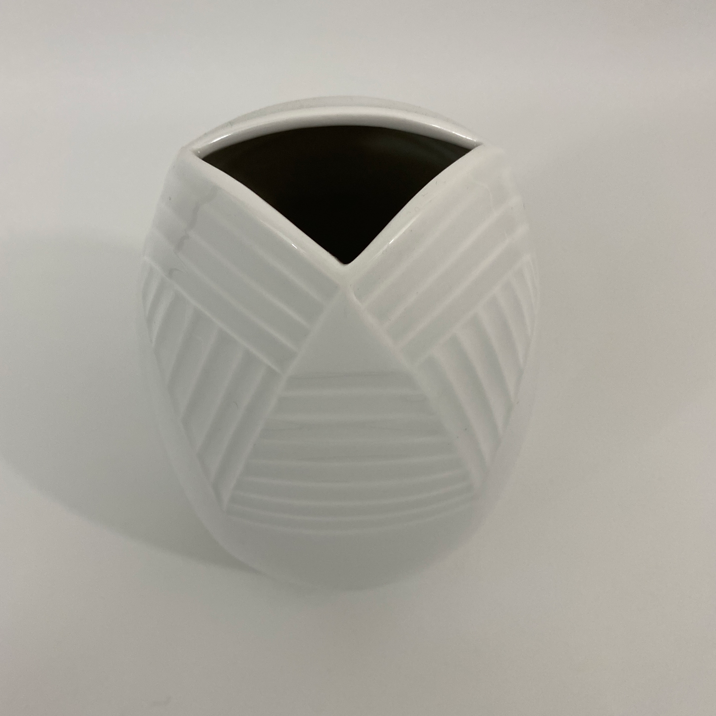Germany Meissen Weifs White Porcelain Vase