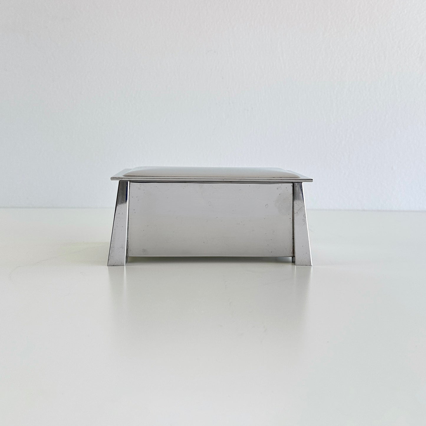 Early 20th Century Art Deco Nickel Silver Trinket Box