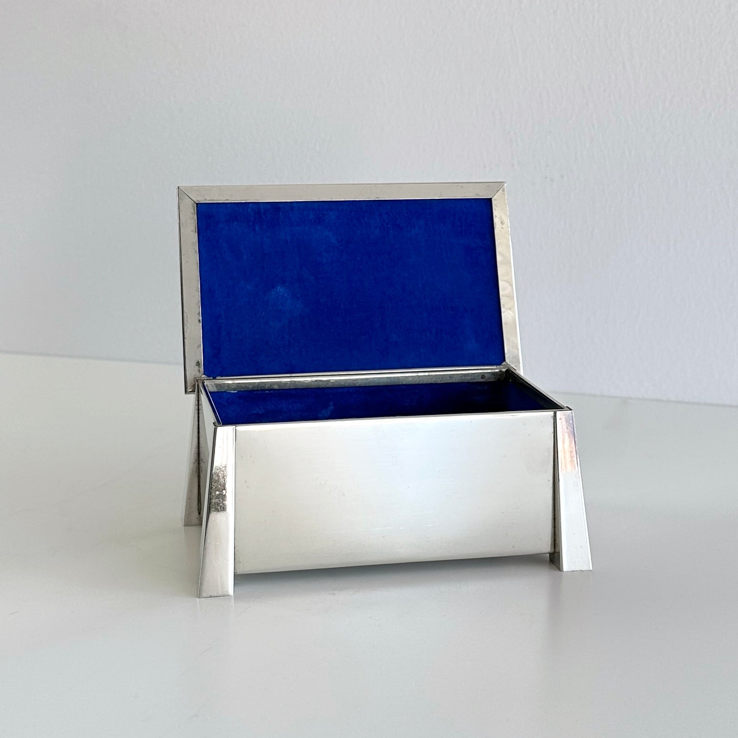 Early 20th Century Art Deco Nickel Silver Trinket Box