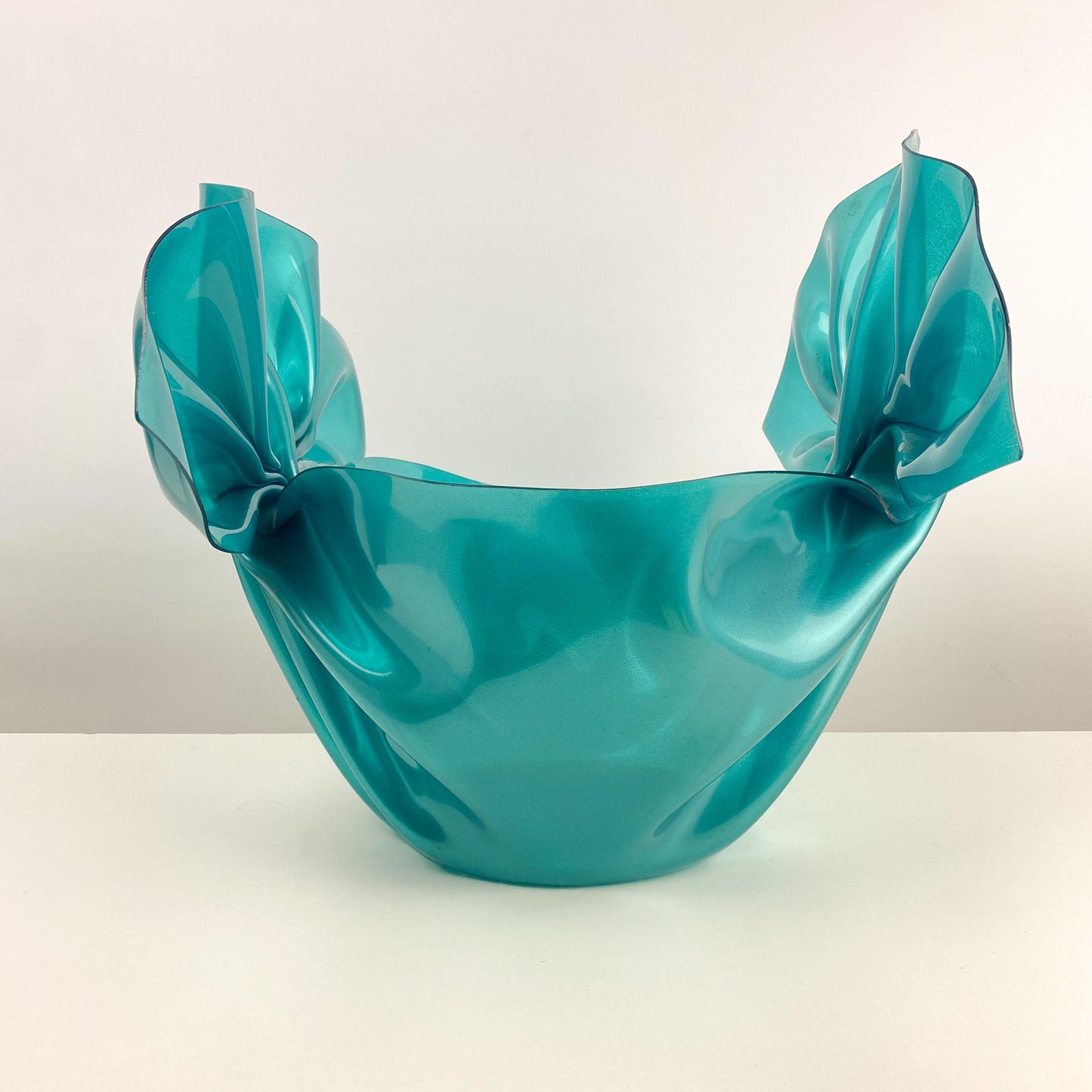 C T Designs Teal Bow Lucite Decorative Bowl