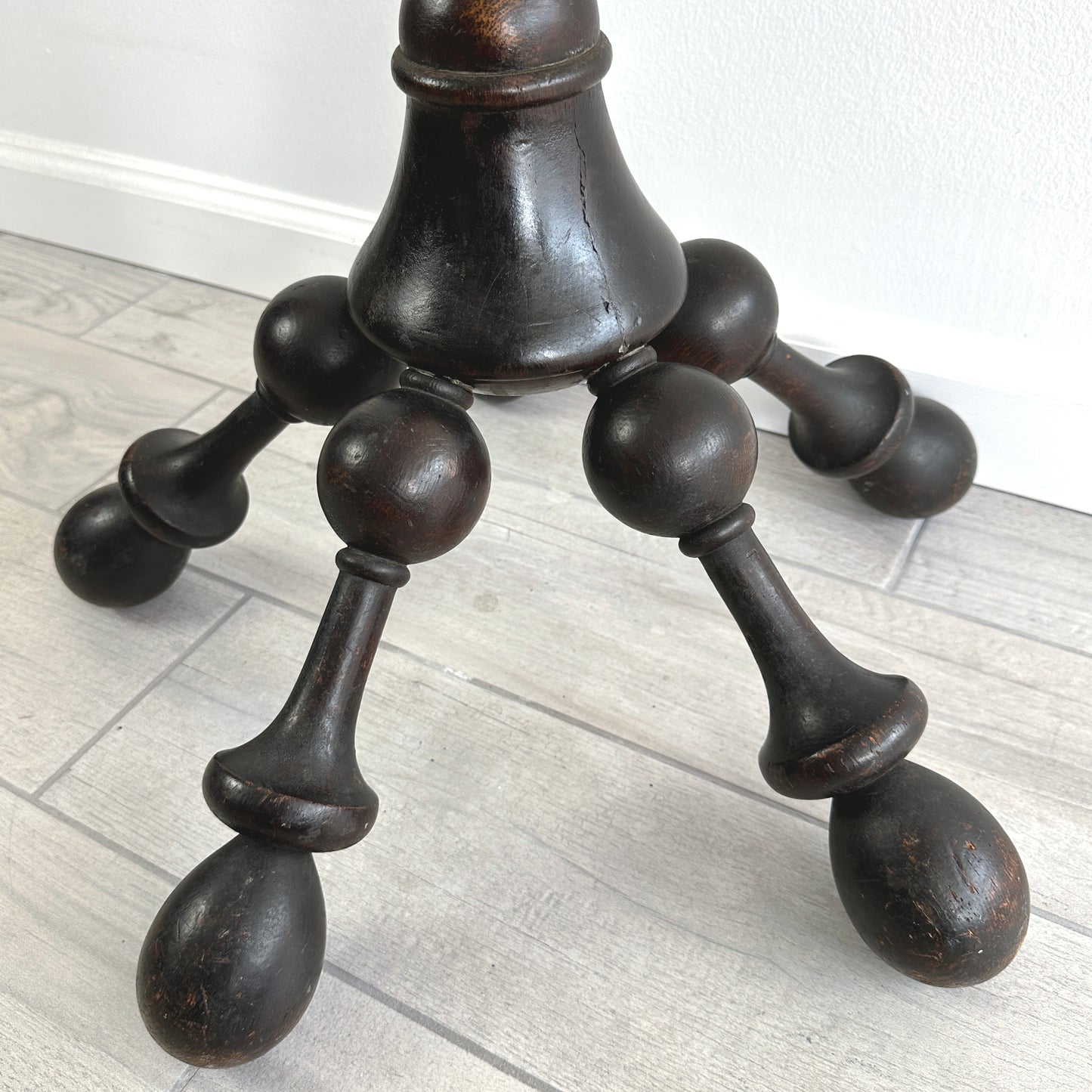 Early 20th Century Ball and Stick Hand Turned Oak Coat & Hat Rack