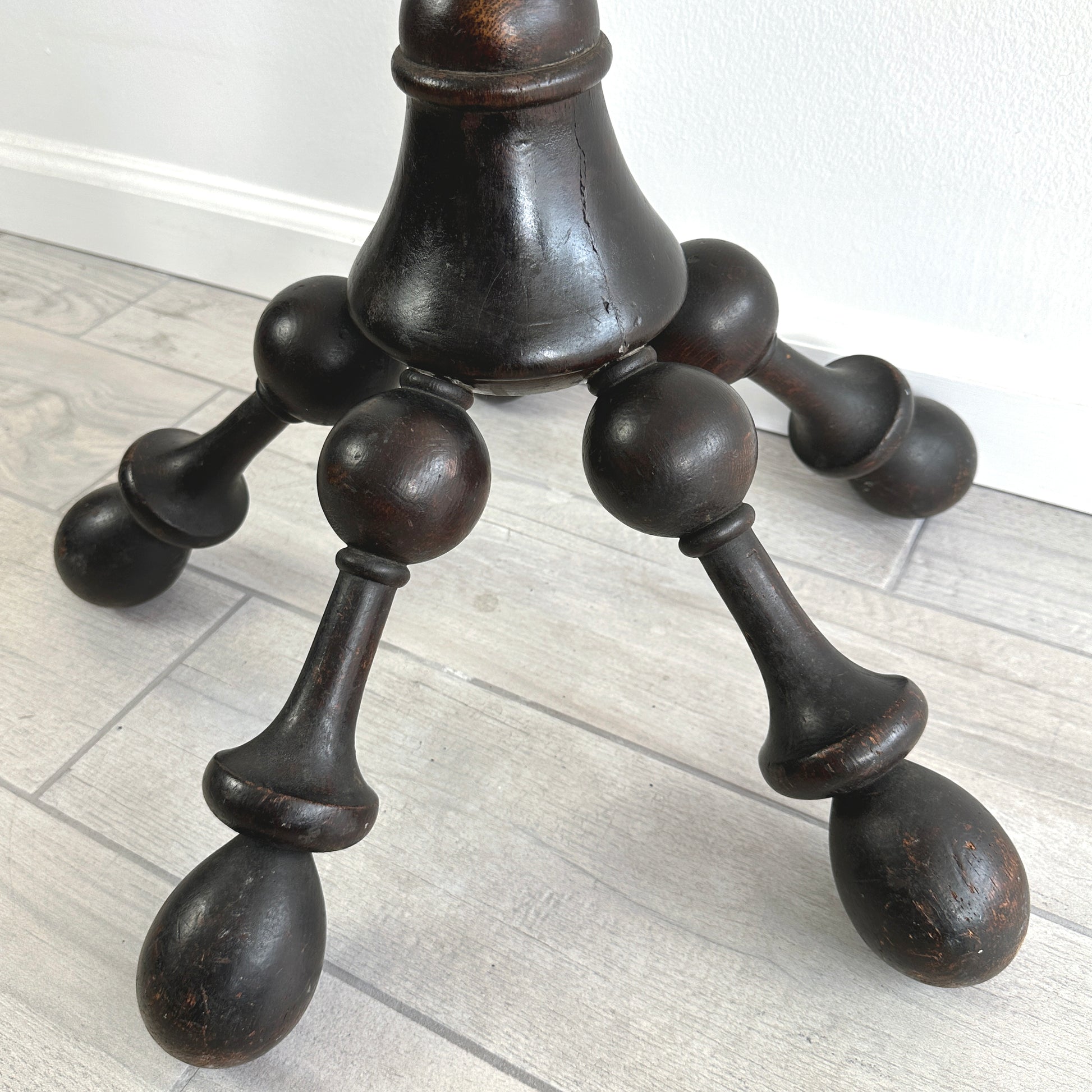 Early 20th Century Ball and Stick Hand Turned Oak Coat & Hat Rack