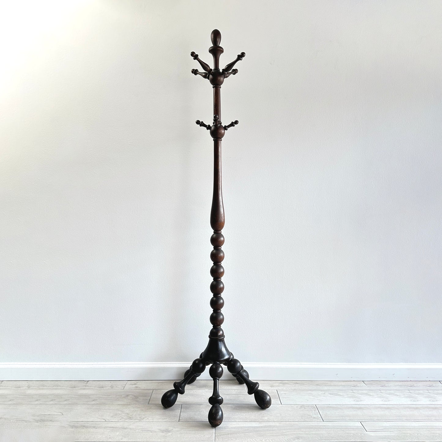 Early 20th Century Ball and Stick Hand Turned Oak Coat & Hat Rack