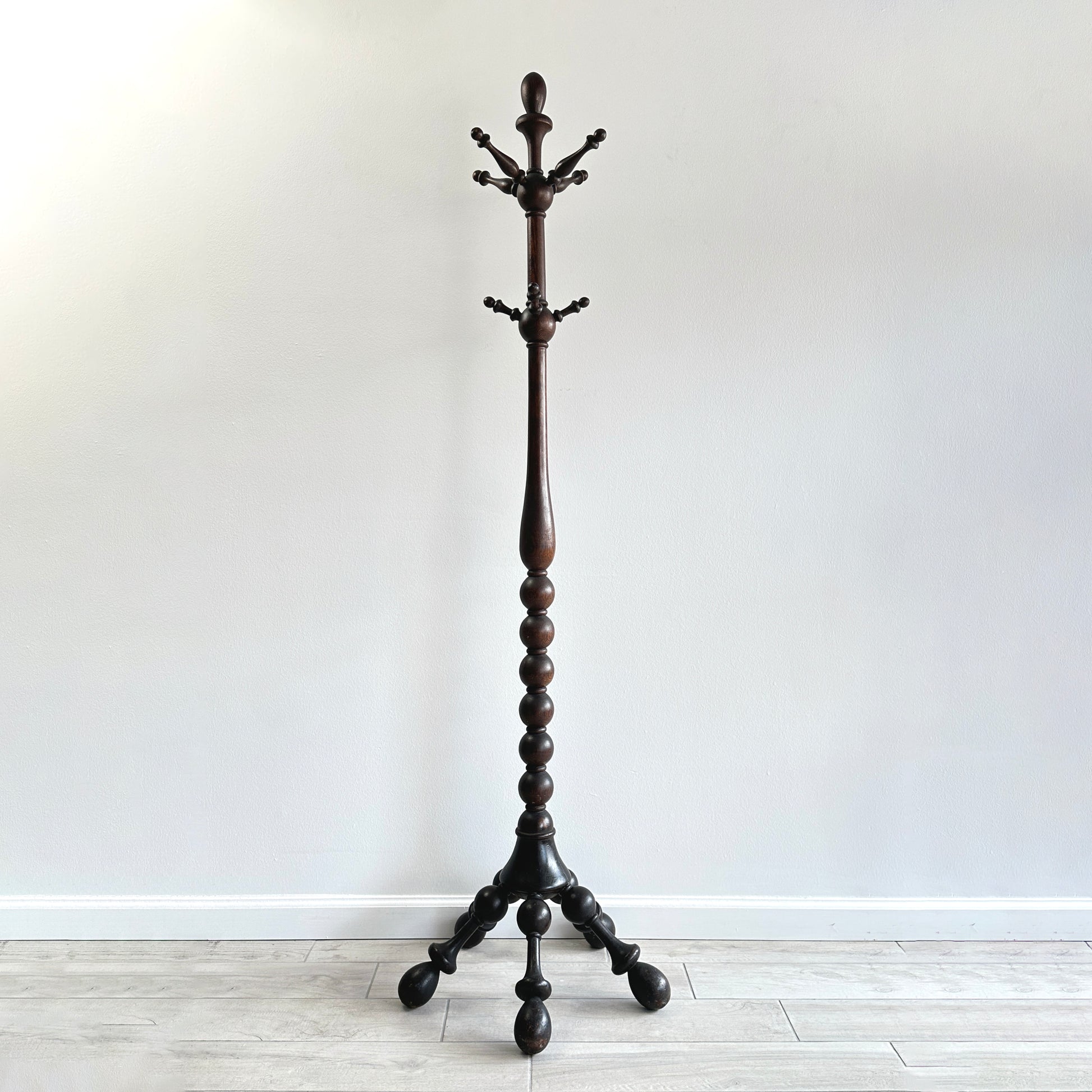 Early 20th Century Ball and Stick Hand Turned Oak Coat & Hat Rack