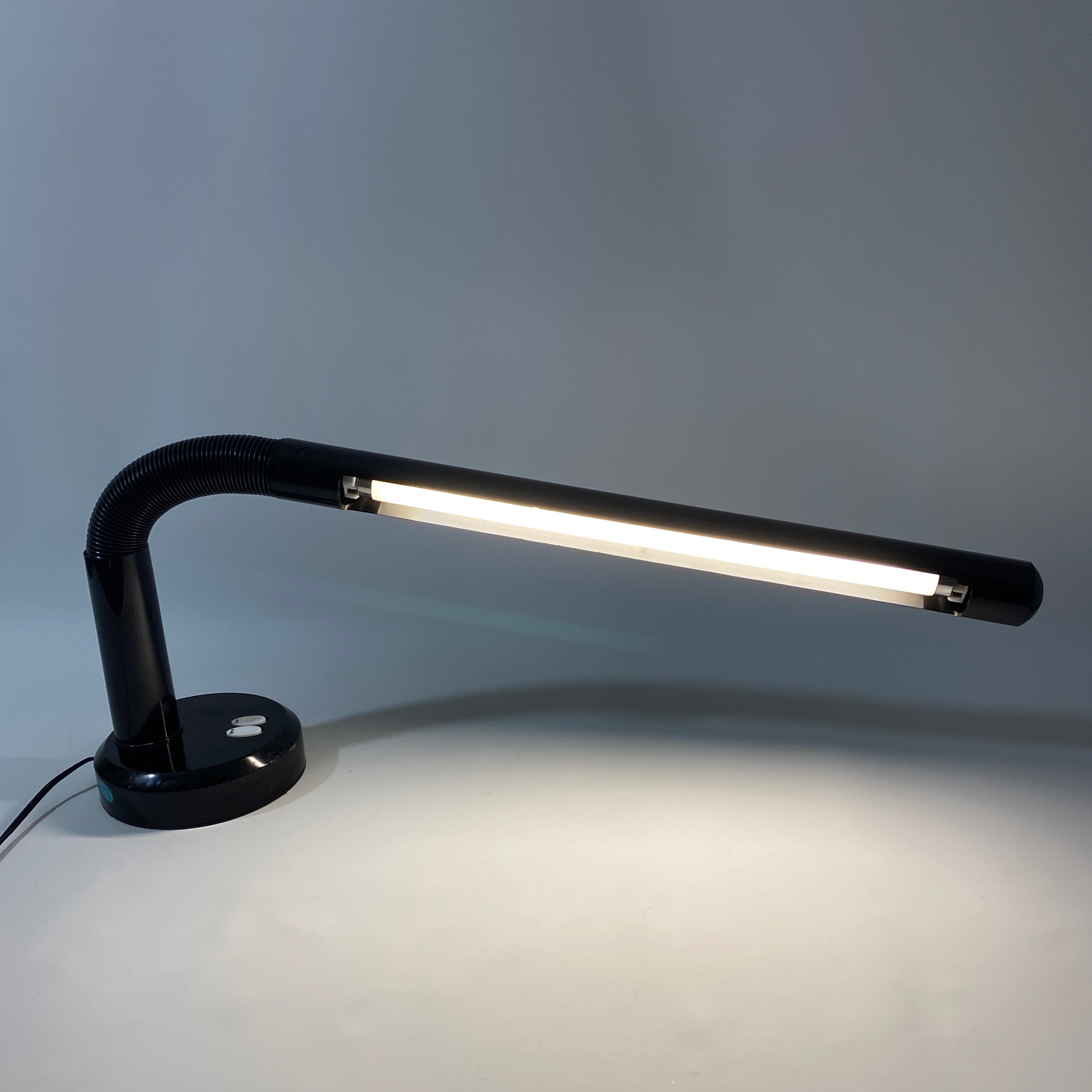 Postmodern Black Gooseneck Desk Table Lamp