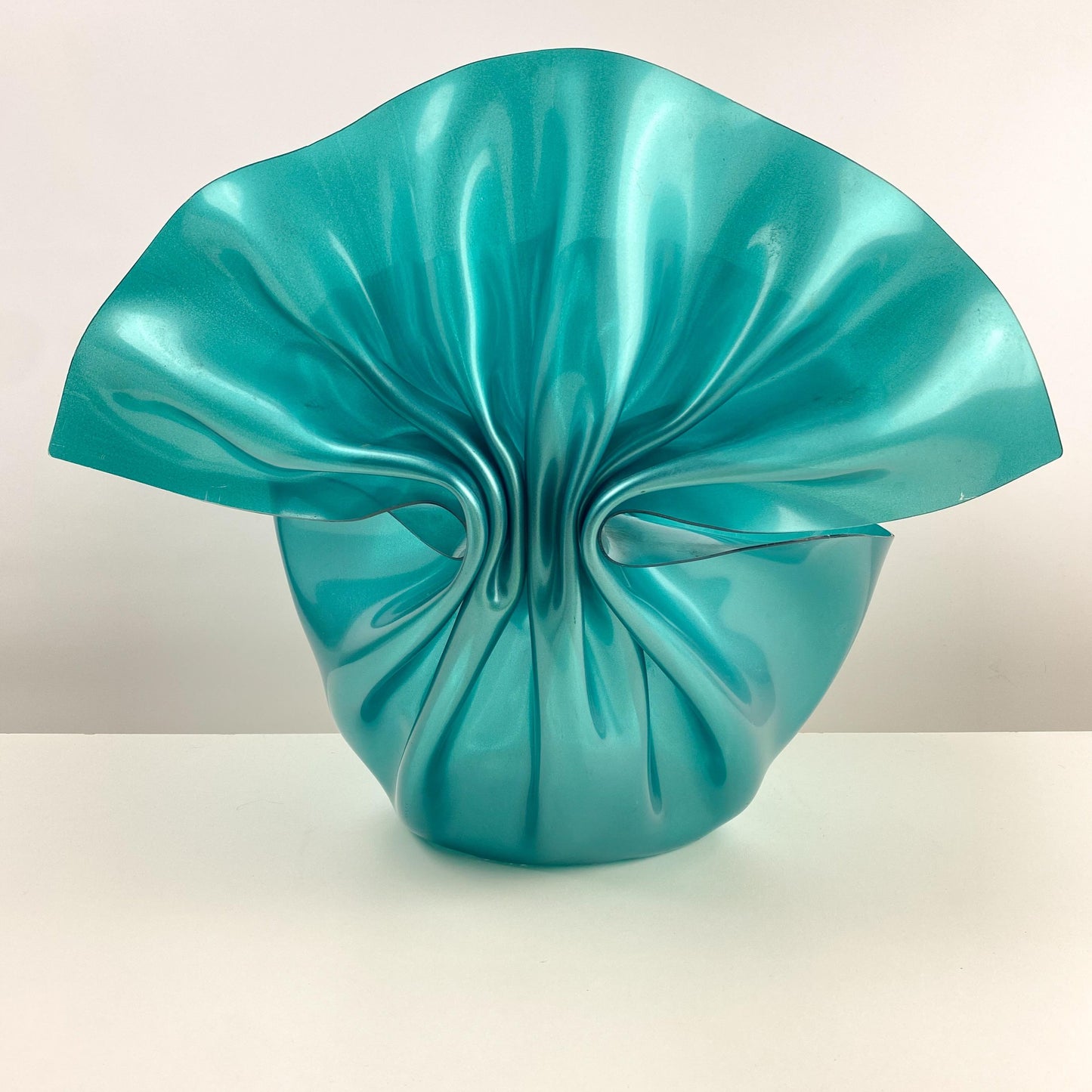 C T Designs Teal Bow Lucite Decorative Bowl